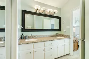 13827 Pirates Beach Blvd, Galveston, TX 77554 - Photo 32