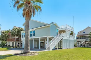 13827 Pirates Beach Blvd, Galveston, TX 77554 - Photo 8