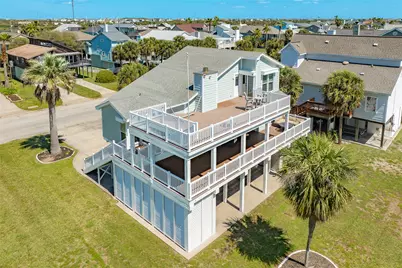 13827 Pirates Beach Boulevard, Galveston, TX 77554 - Photo 2