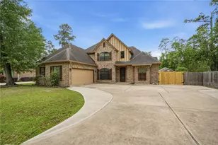 536 Stephen F Austin Dr, Conroe, TX 77302 - Photo 2