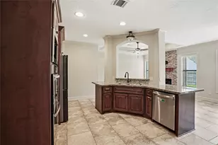 536 Stephen F Austin Dr, Conroe, TX 77302 - Photo 12