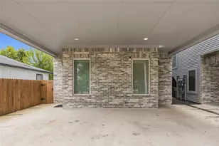 5330 Wenda St, Houston, TX 77033 - Photo 2