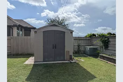 2043 Blackhawk Ridge Lane, Manvel, TX 77578 - Photo 42