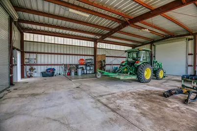9320 Fm 1370, Washington, TX 77880 - Photo 16