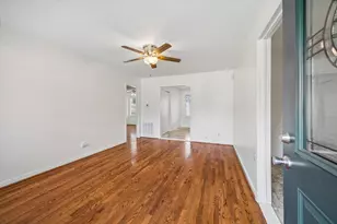 820 E 28th St, Houston, TX 77009 - Photo 4