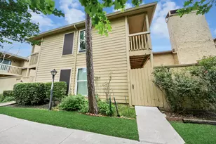 9447 Pagewood Ln, Houston, TX 77063 - Photo 30
