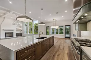 6905 Hollyleaf Ct, Montgomery, TX 77316 - Photo 18