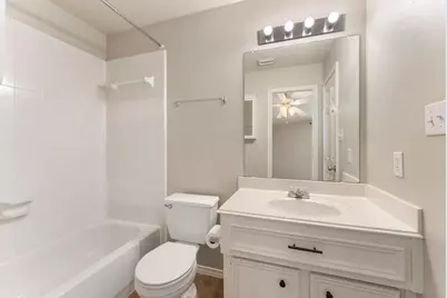 922 E Heights Hollow Lane, Houston, TX 77007 - Photo 18