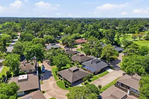 45 Champions Colony E, Houston, TX 77069 - Photo 32