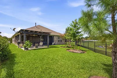 5638 Fountain Villas Way, Conroe, TX 77304 - Photo 34