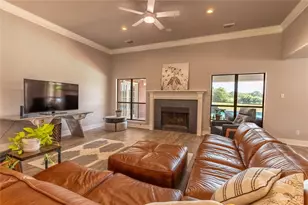 227 Briarwood Dr, Bellville, TX 77418 - Photo 8