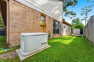 2718 Knollbrook Ln, Spring, TX 77373 - Photo 44
