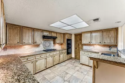 2718 Knollbrook Lane, Spring, TX 77373 - Photo 18