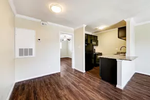 2006 W 43rd St, Houston, TX 77018 - Photo 4