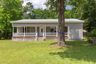 240 7th St, Trinity, TX 75862 - Photo 1