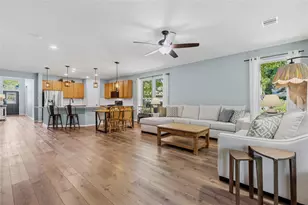 2035 Elkington Cir, Conroe, TX 77304 - Photo 10