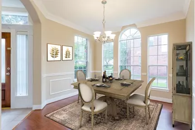 5918 Union Springs, Sugar Land, TX 77479 - Photo 4