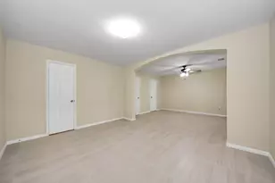 10214 White Oak Trail Ln, Houston, TX 77064 - Photo 18