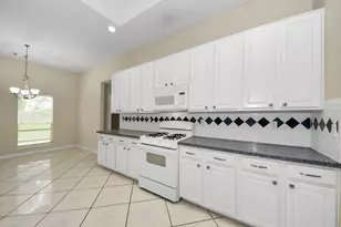 10214 White Oak Trail Ln, Houston, TX 77064 - Photo 22