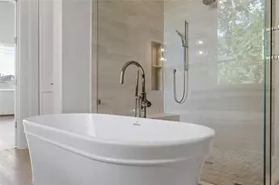891 W 41st St, Houston, TX 77018 - Photo 34
