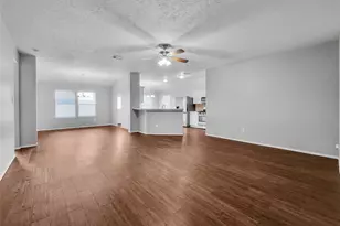 5439 Aloe Ave, Baytown, TX 77521 - Photo 2