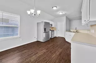 5439 Aloe Ave, Baytown, TX 77521 - Photo 4