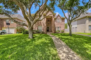 2513 La Rochelle Ct, Seabrook, TX 77586 - Photo 1