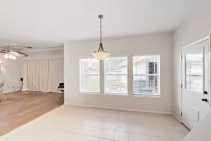 2513 La Rochelle Ct, Seabrook, TX 77586 - Photo 6