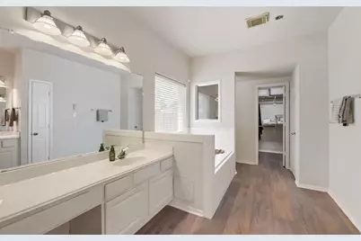2513 La Rochelle Court, Seabrook, TX 77586 - Photo 16