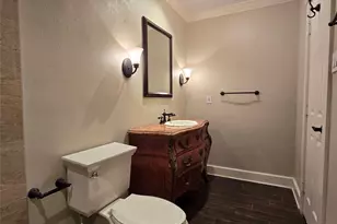 11550 Chimney Rock Rd, Houston, TX 77035 - Photo 10