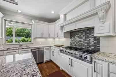 2318 Althea Drive, Houston, TX 77018 - Photo 10