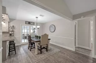 8 Cambridge Circle, Conroe, TX 77304 - Photo 10