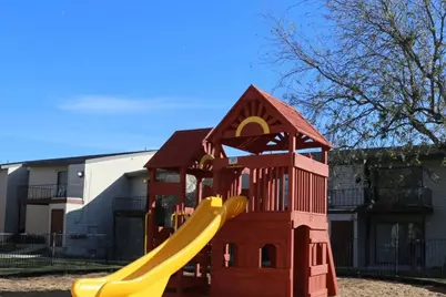 8000 Midcrown Drive #1101, San Antonio, TX 78218 - Photo 4