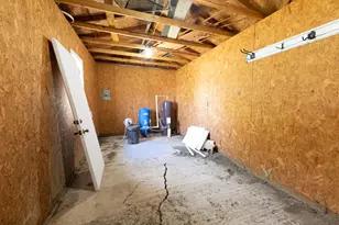 985 Co Rd 301, Shiner, TX 77984 - Photo 26