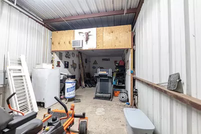985 County Road 301, Shiner, TX 77984 - Photo 24