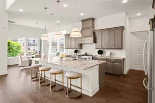 2215 MacArthur St, Houston, TX 77030 - Photo 6
