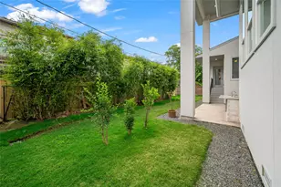 2215 MacArthur St, Houston, TX 77030 - Photo 28