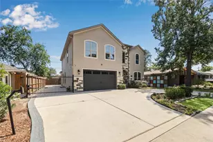 5217 W 43rd St, Houston, TX 77092 - Photo 2
