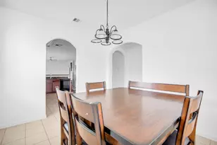 2630 Tracy Ln, Highlands, TX 77562 - Photo 12