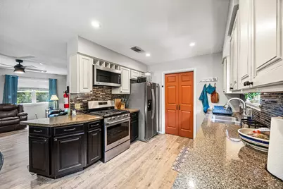 123 White Oak Drive N, Woodbranch, TX 77357 - Photo 8