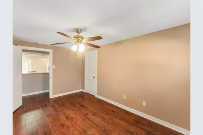 1029 Sycamore Street, La Marque, TX 77568 - Photo 8
