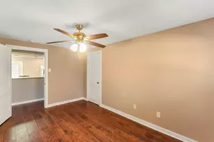 1029 Sycamore St, La Marque, TX 77568 - Photo 8
