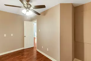 1029 Sycamore St, La Marque, TX 77568 - Photo 18