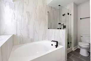 16306 Elmwood Point Ln, Sugar Land, TX 77498 - Photo 12