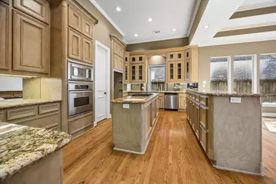 1017 Mulberry Lane, Bellaire, TX 77401 - Photo 12