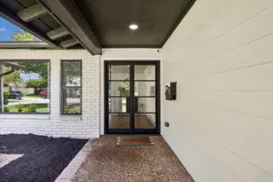 115 Blue Willow Dr, Houston, TX 77042 - Photo 2