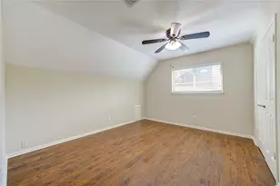 17 Marsh Millet Ct, The Woodlands, TX 77380 - Photo 36