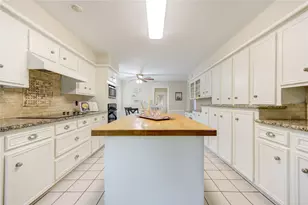 17 Marsh Millet Ct, The Woodlands, TX 77380 - Photo 12
