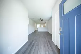 2126 Creole Crk Ln, Houston, TX 77090 - Photo 2