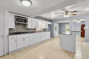 2111 3rd St, Galena Park, TX 77547 - Photo 6